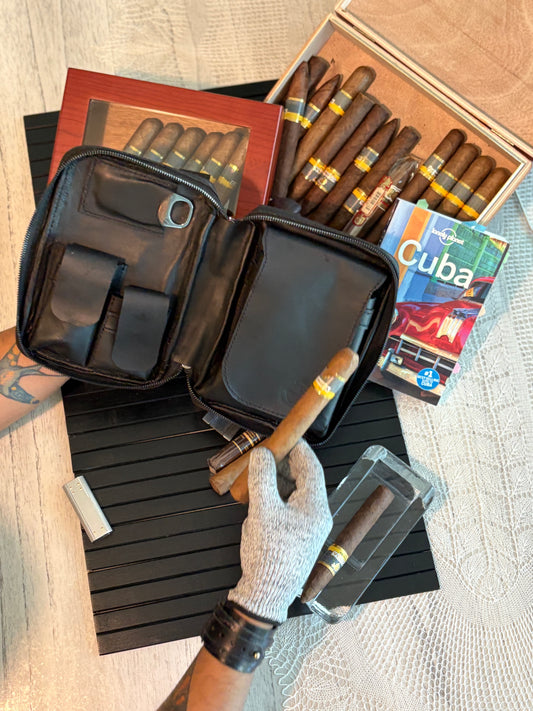 A Cigar bag